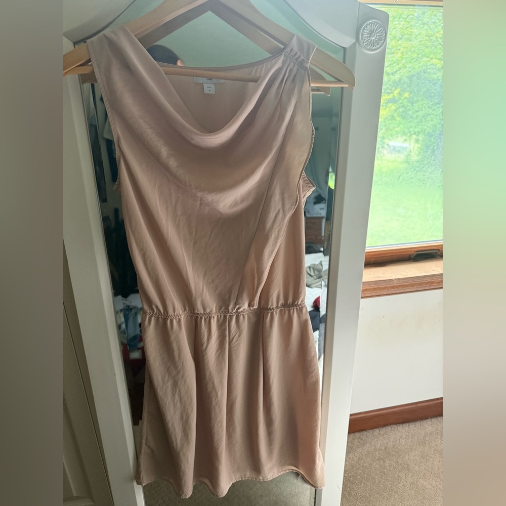 GAP Dress Tan Beige Nude Color Size 4 Small Ruffle Detail  Elastic Waistline